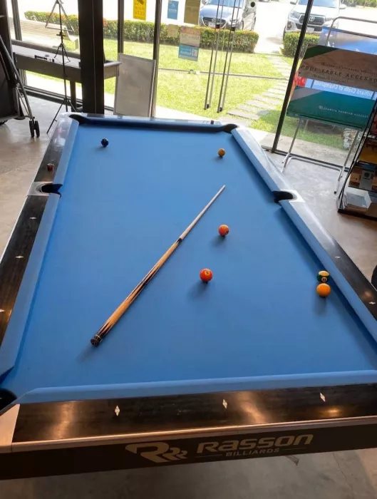 Магазин Phuket Pool Tables в Пхукете: Бильярд, Магазин, 