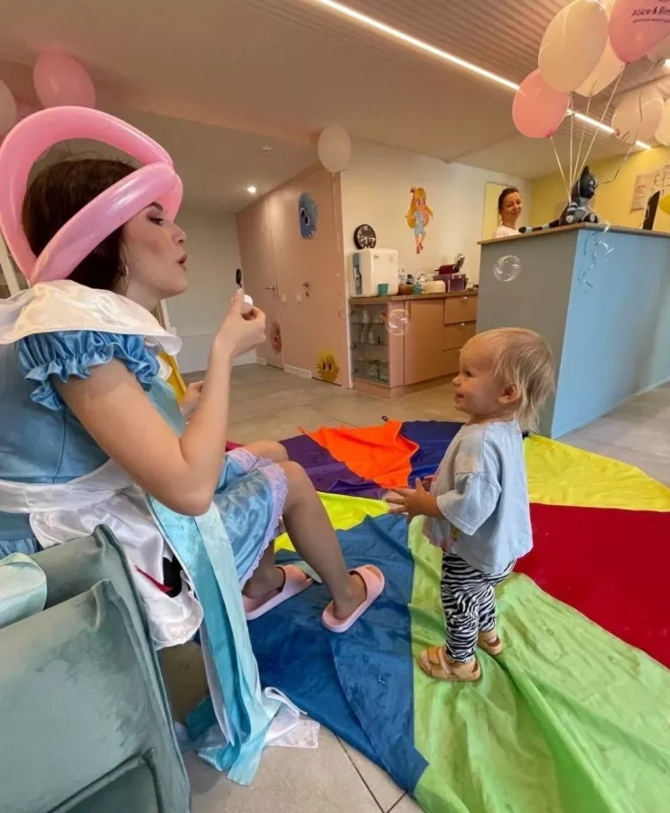 Детская аквастудия Alice&Bimbie в Москве: Дети, Бассейн, Для беременных, Плавание, Для детей, Для мам, Студия,