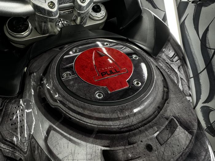  Оклейка мотоциклов