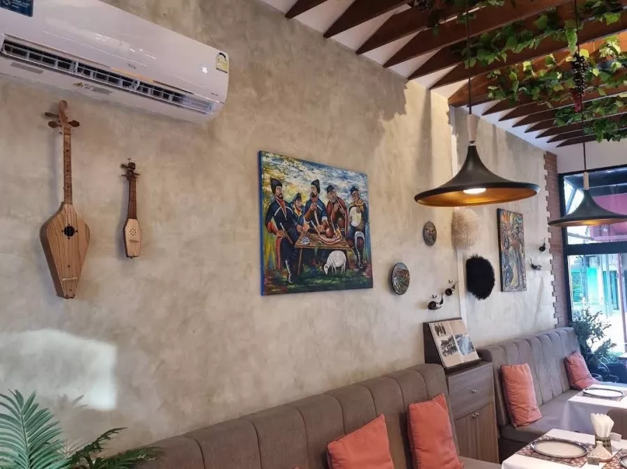 Ресторан Tbilisi в Пхукете: Restaurant, Lake, Georgian Cuisine, Ресторан, Озеро, Грузинская Кухня,