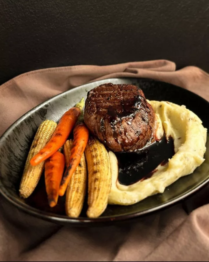 Ресторан d’ODESSA в Пхукете: Restaurant, Bar, Ukranian Cuisine, Ресторан, Бар, Украинская Кухня,
