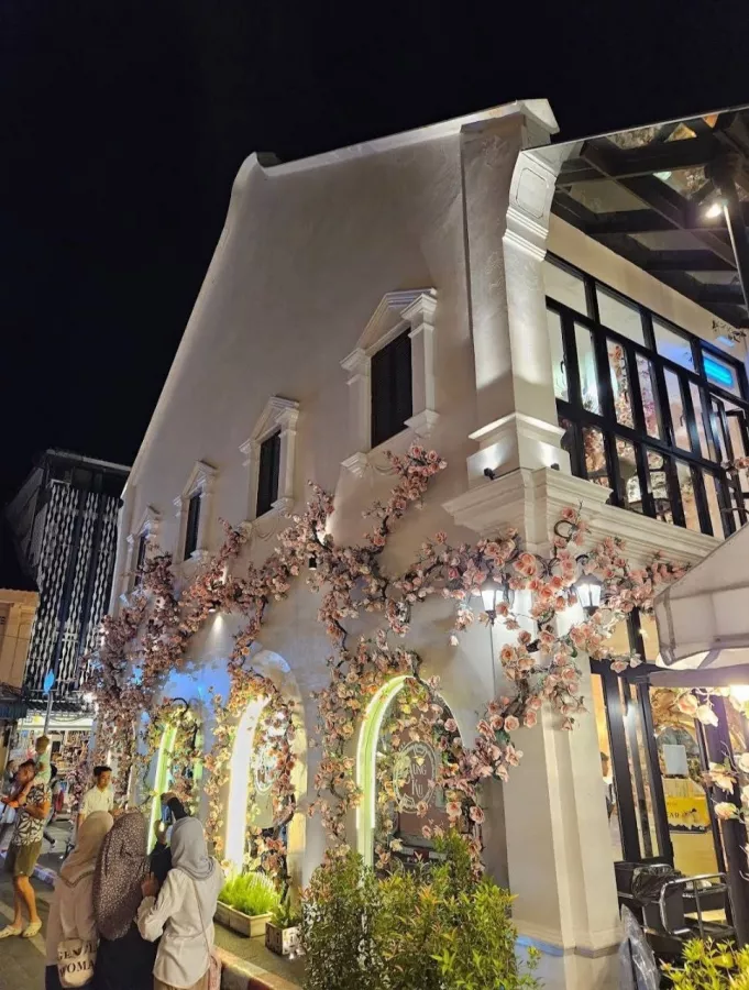 Ресторан Amritsr Old Town в Пхукете: Restaurant, Bar, Indian Cuisine, Бар, Ресторан, Индийская Кухня,