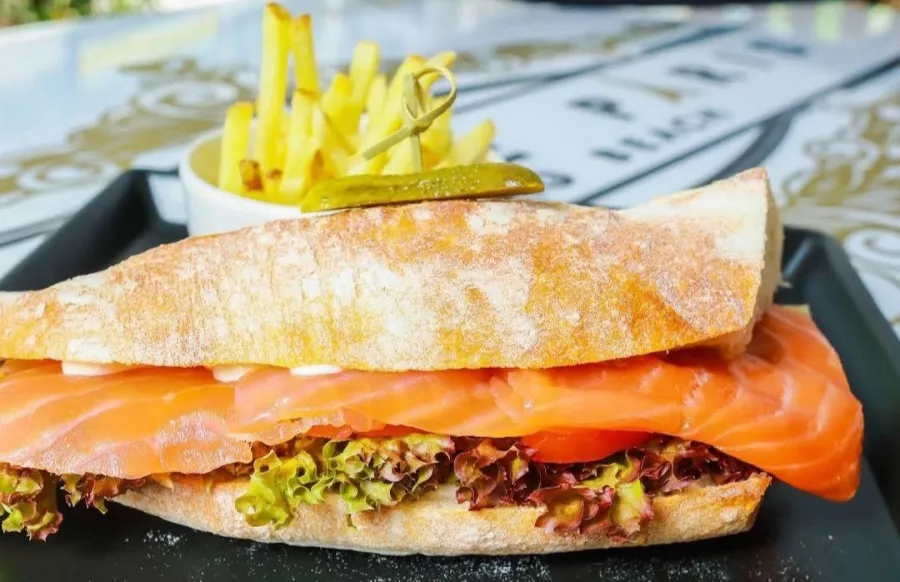 Ресторан Cafe De Paris в Пхукете: Restaurant, Cafe, French Cuisine, Ресторан, Кафе, Французская Кухня,