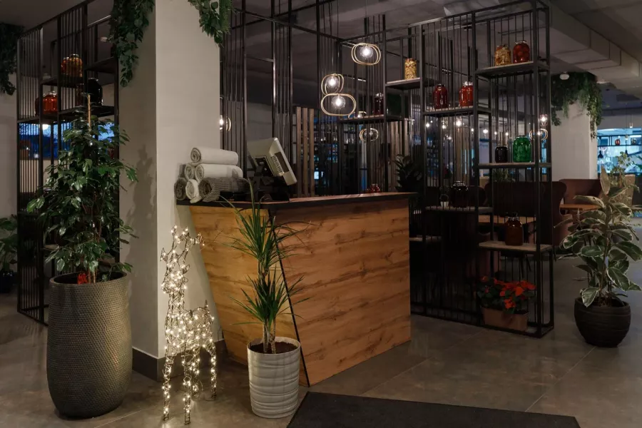 Ресторан Маяк в Архангельске: Еда, Маяк, Смотровая площадка, Вкусно, Банкетный зал, Wi-Fi, Грузинская кухня, Восточная кухня, Европейская кухня, Азиатская кухня, Для влюбленных,