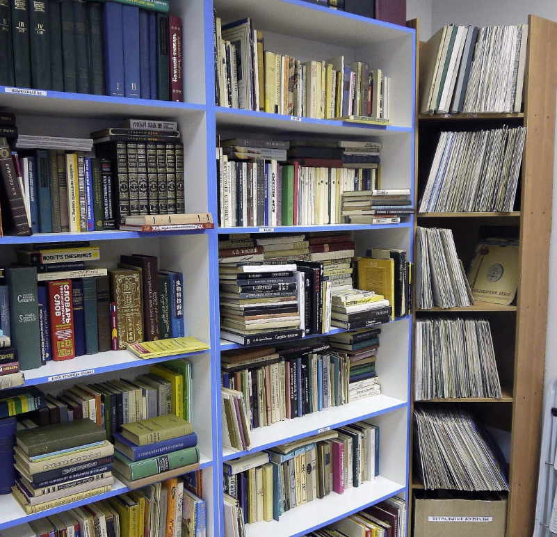 ​Магазин старой и коллекционной книги "Раскольниковъ"