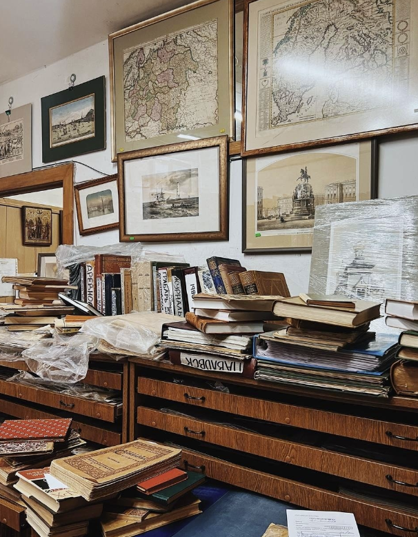 ​Антикварно-букинистический магазин "Мир искусства"