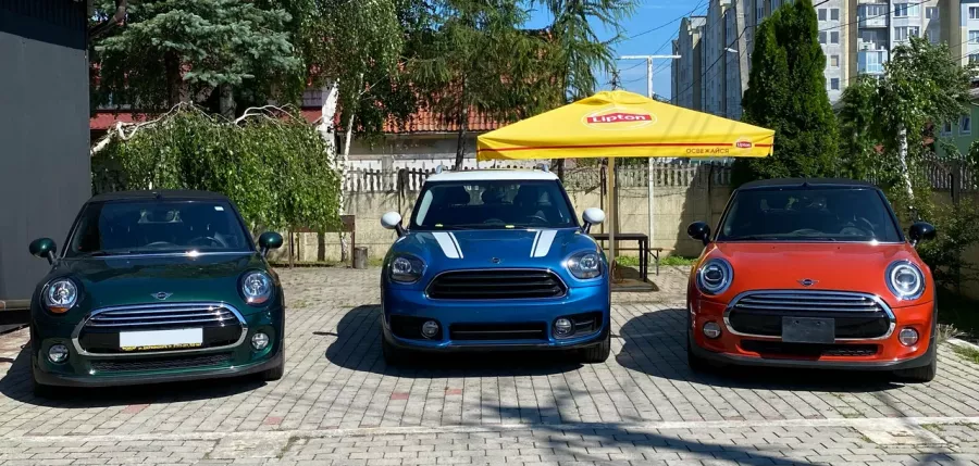 RED DETAILING - ДЕТЕЙЛИНГ СТУДИЯ В КАЛИНИНГРАДЕ в Калининграде: СТО, Реставрация Кожи, Полировка Кузова, Химчистка Салона, Защита Кузова, Защитные Покрытия, Оклейка Кузова, Тонирование Авто, Дейтелинг, АвтоМагазин, Полировка Авто, Полировка Фар, Автомойка,