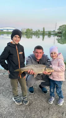 База Отдыха и Рыбалки Клёвое Озеро