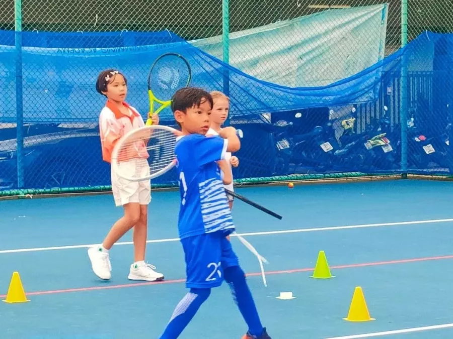 Спортивная Школа Smile Tennis Academy Phuket в Пхукете: Tennis, Academy, Swimming Pool, Теннис, Академия , Бассейн,