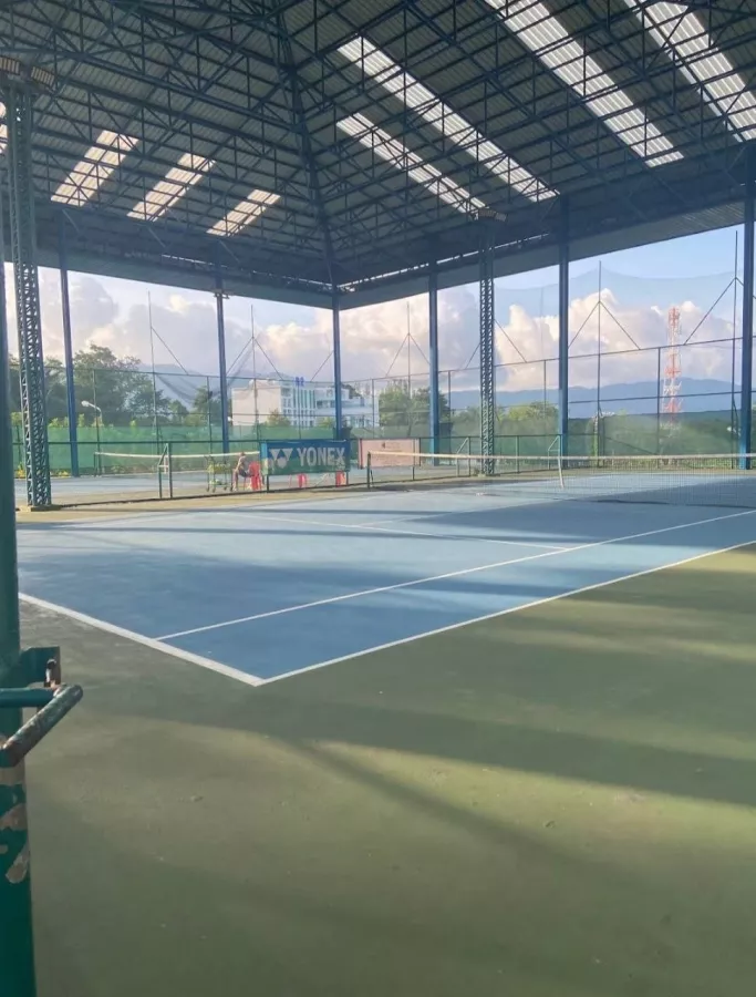 Спортивная Школа Coconut Tennis Academy в Пхукете: Стадион, Тренировка, Теннис, Бассейн, Турнир,