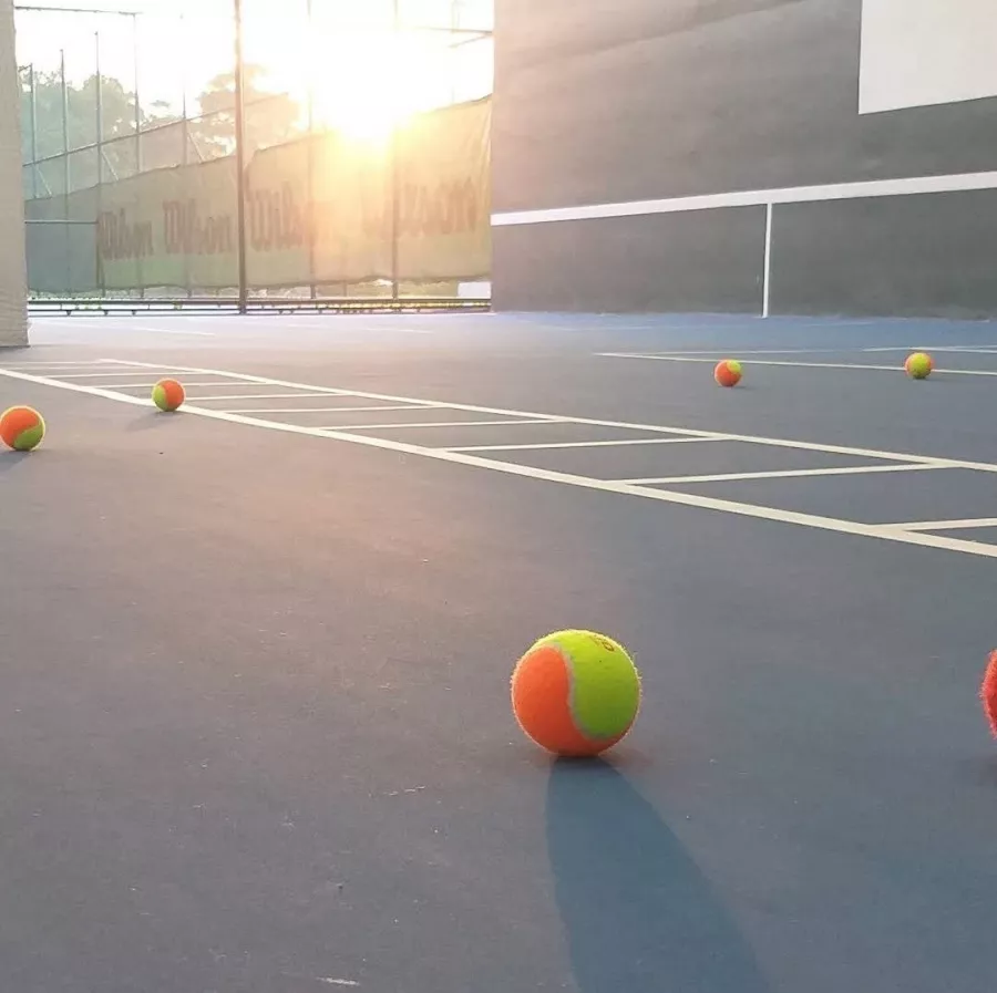 Спортивная Школа Coconut Tennis Academy в Пхукете: Стадион, Тренировка, Теннис, Бассейн, Турнир,