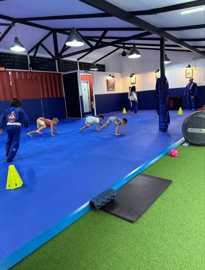 Спортивный Зал Sutai Muay Thai Phuket в Пхукете: Муай-Тай, Джиу-Джитсу, Тренировки, Trainings, Coaches, Jiu-Jitsu, Muay Thai, Тайский бокс,