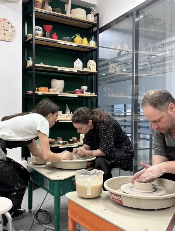 Гончарная мастерская Ceramission в Санкт-Петербурге: Семейный отдых , Идея для свидания , Гончарная мастерская , Гончарная студия , Школа творчества , Детский праздник , Своими руками , Кружка своими руками , Для детей и взрослых ,