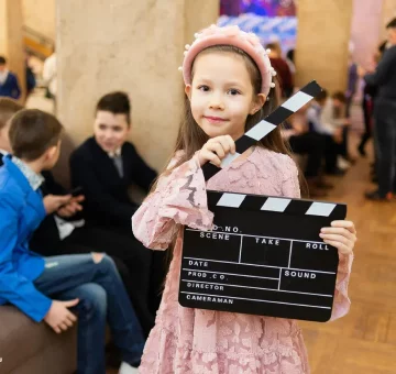 Киношкола Студия звезд в Калининграде: Учимся, Творчество, Телевиденье, Ораторское искусство, Курсы, Кино, Кинематограф, Драматургия ,