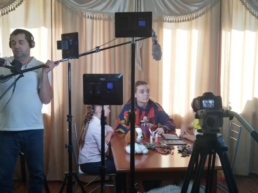Киношкола Студия звезд в Новосибирске: Киношкола, Актёрское мастерство, Сценическая роль, Сценические движения, Сценический бой, Творчество, Телевиденье, Курсы, Кино, Кинематограф, Ораторское искусство , Драматургия,