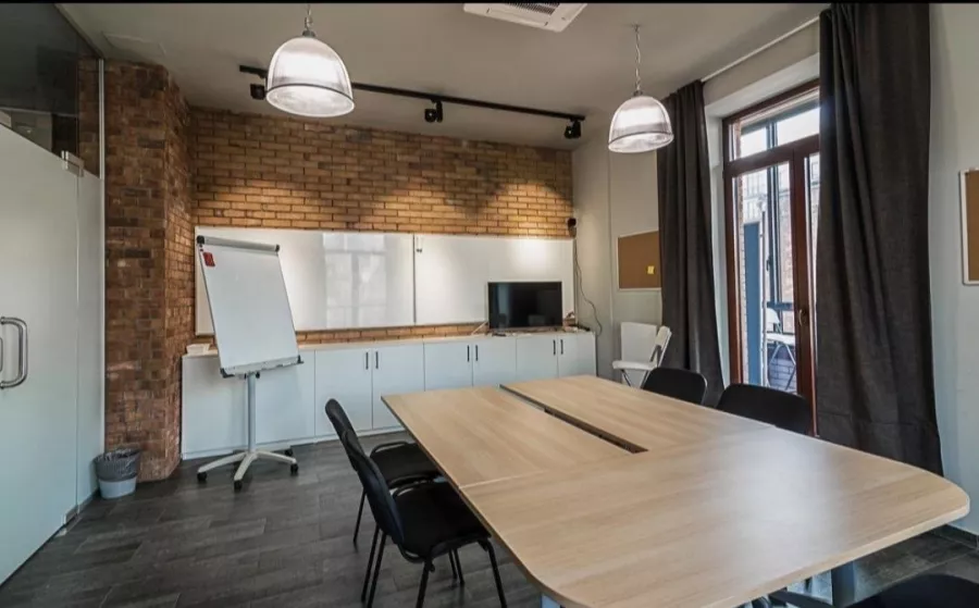Коворкинг -центр Bureau open office в Новосибирске: Коворкинг, Место для работы, Аренда помещений, Аренда офиса, Бизнес центр, Рабочее место, Индивидуальный офис, Личный кабинет, Индивидуальный кабинет, Деятельность,
