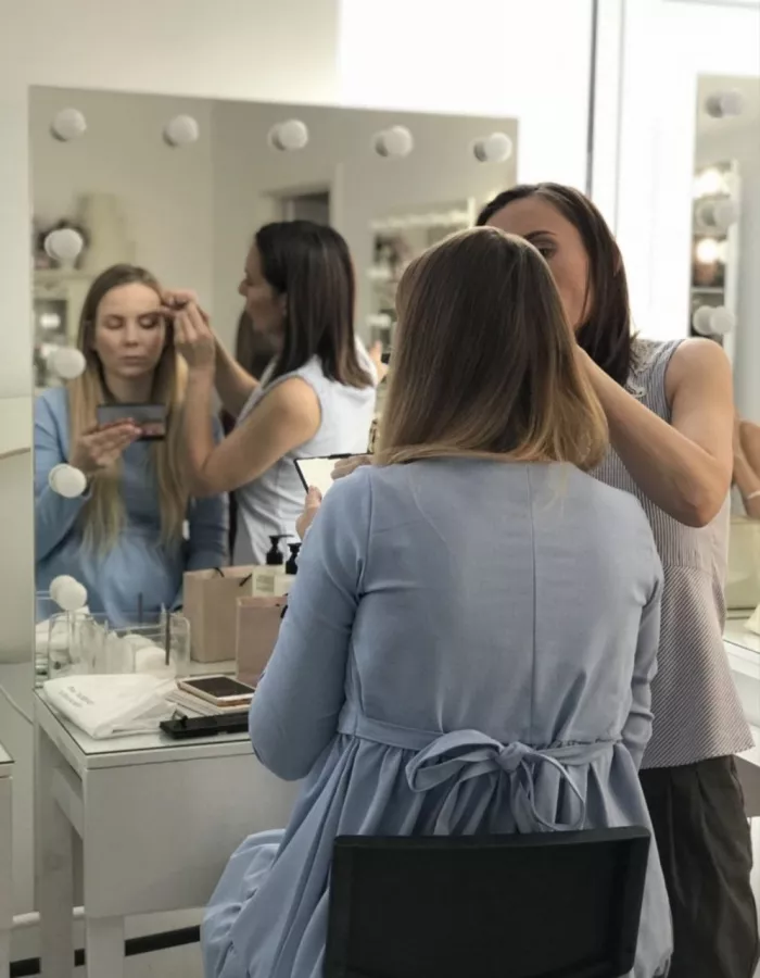 Бьюти-коворкинг Abeille в Казани: Beauty коворкинг, Любить себя, Beauty мастер, Для мастера, Стилист, Бьюти-коворкинг, Студия красоты, Парикмахер, Маникюр, Визажист,