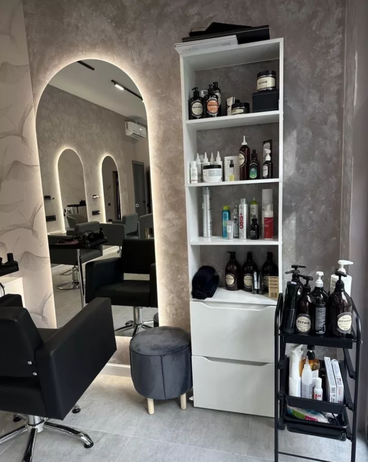 Бьюти-коворкинг Queen's в Новосибирске: Коворкинг, Beauty коворкинг, Любить себя, Beauty мастер , Визажист, Маникюр, Бровист, Брови,