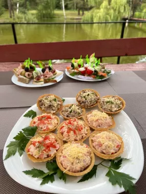 Кафе "Маяк"