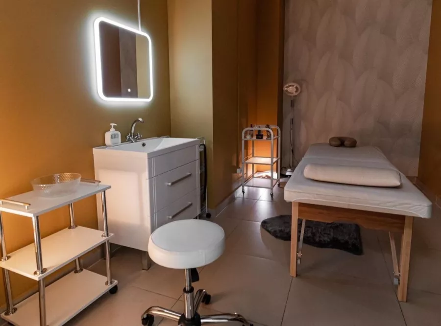 Центр бьюти - каворинга Не ной в Самаре: Beauty мастер, Beauty коворкинг, Любить себя, Рабочее место, Аренда рабочего места, Аренда, Визажист, Парикмахер, Салон красоты,