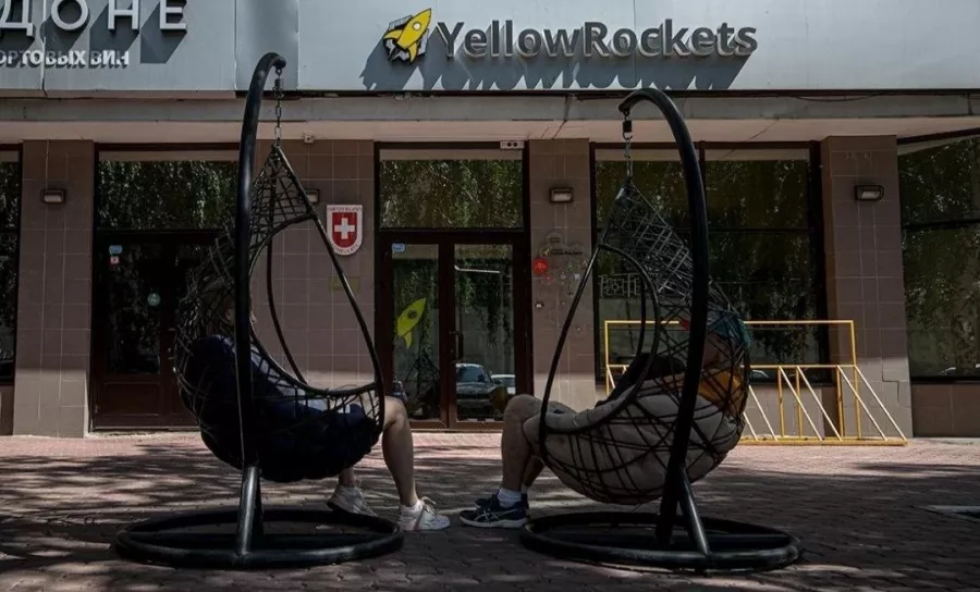 Коворкинг - центр YellowRockets в Самаре: Коворкинг, Аренда рабочих мест, Рабочее место, Где работать, Место для работы, Аренда офиса, Аренда кабинета, Бизнес центр, Индивидуальный офис, Деятельность,