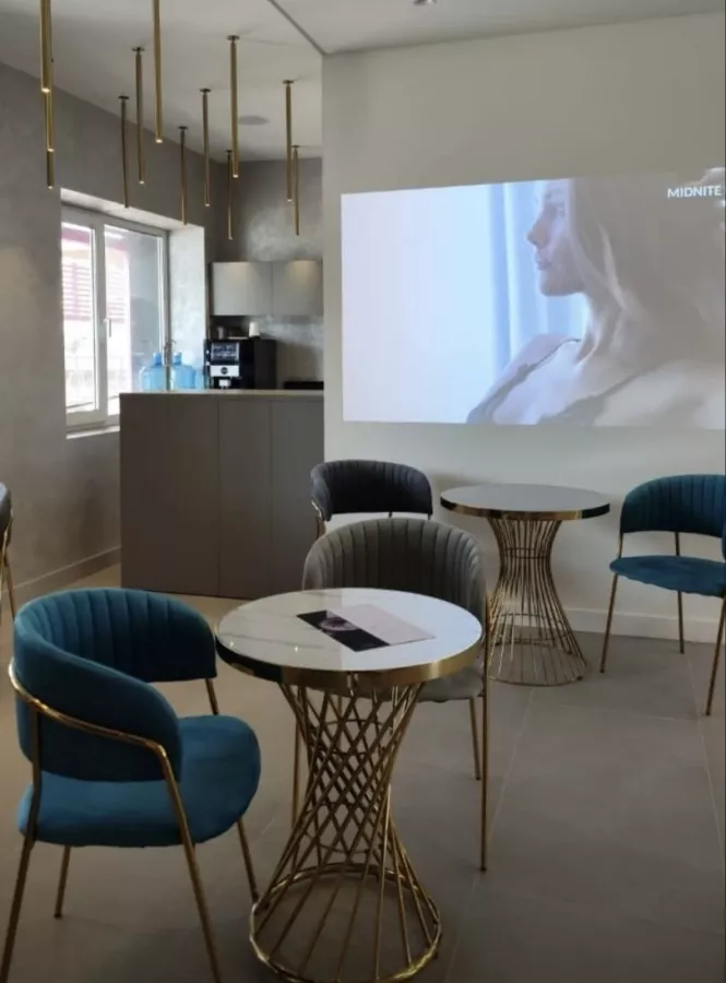 Бьюти-коворкинг Line в Владивостоке: Beauty коворкинг, Коворкинг, Бьюти мастер , Любить себя, Аренда рабочих мест, Аренда, Маникюр, Парикмахер, Визажист, Косметолог,