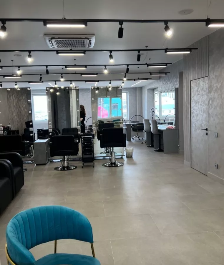 Бьюти-коворкинг Line в Владивостоке: Beauty коворкинг, Коворкинг, Бьюти мастер , Любить себя, Аренда рабочих мест, Аренда, Маникюр, Парикмахер, Визажист, Косметолог,