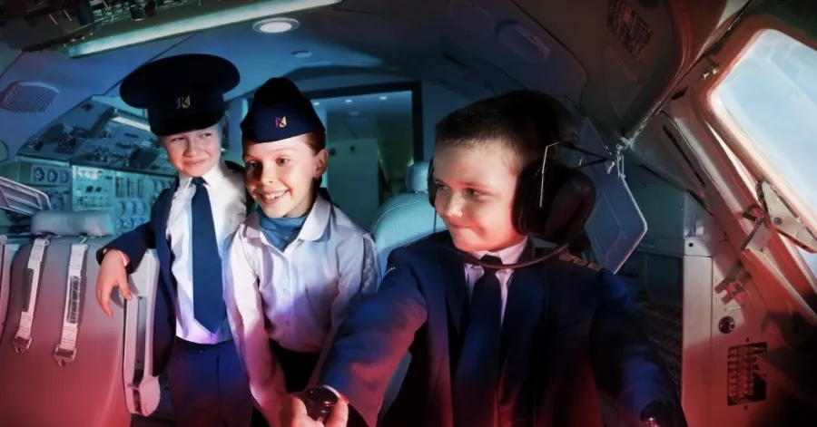 Парк аттракционов Kidzania в Москве: Парк аттракционов , Парк развлечений , Семейный отдых , Для детей , Детский праздник , Парк, Детский парк, Аттракционы , Горки,
