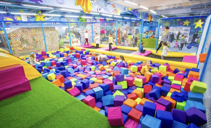 Парк развлечений Остров Сокровищ на Ямашева в Казани: Детям, Парк, Детский парк, Семейный отдых , Горки,