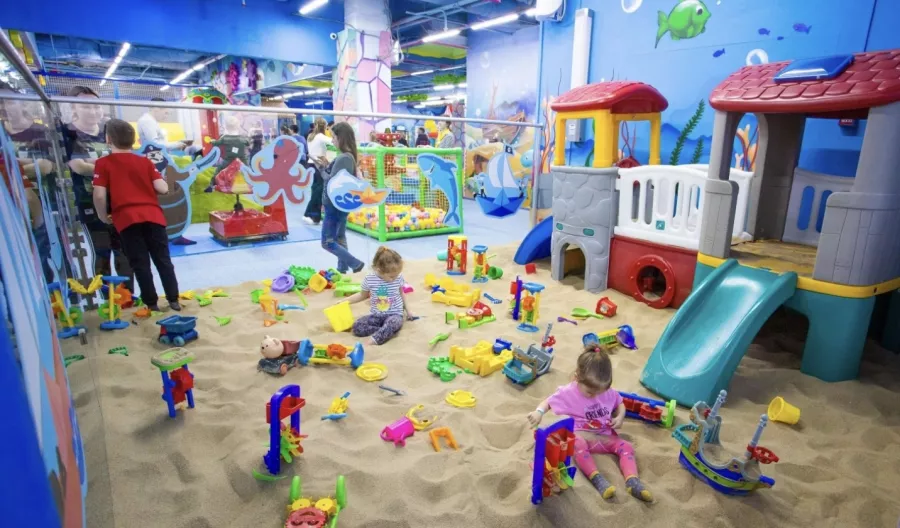 Парк развлечений Остров Сокровищ на Ямашева в Казани: Детям, Парк, Детский парк, Семейный отдых , Горки,