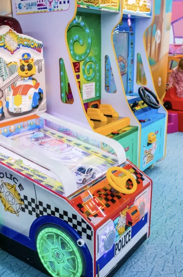 Парк развлечений Остров Сокровищ на Ямашева в Казани: Детям, Парк, Детский парк, Семейный отдых , Горки,