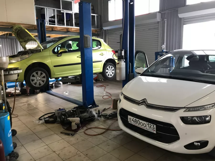 Автослон Ралли-спорт в Новороссийске: СТО, Заправка Автокондиционера, Ремонт Автокондиционера, Ремонт Двигателя, Замена Масла, Ремонт РКПП, Ремонт Автоэлектрики , Чистка Форсунок , Установка Парктроника, Ремонт АКПП, Удаление Катализаторов, Ремонт Сцепления , Воставление Рычагов ,