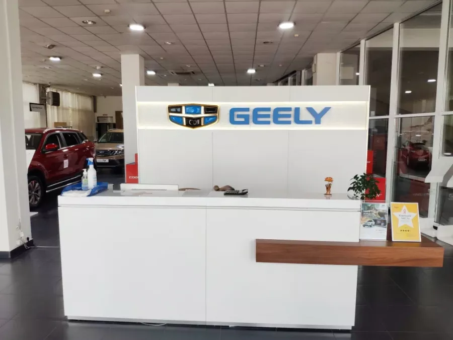 Автосалон К-Ралли - Geely в Новороссийске: СТО, Чип-тюнинг, Заправка Автокондиционера, Тонировка Стекол, Ремонт Ходовой, Ремонт АКПП, Ремонт КПП, Промывка Инжектора, Чистка форсунок, Покраска Автомобиля, Ремонт Двигателя, Замена Масла, Ремонт Автокондиционера,