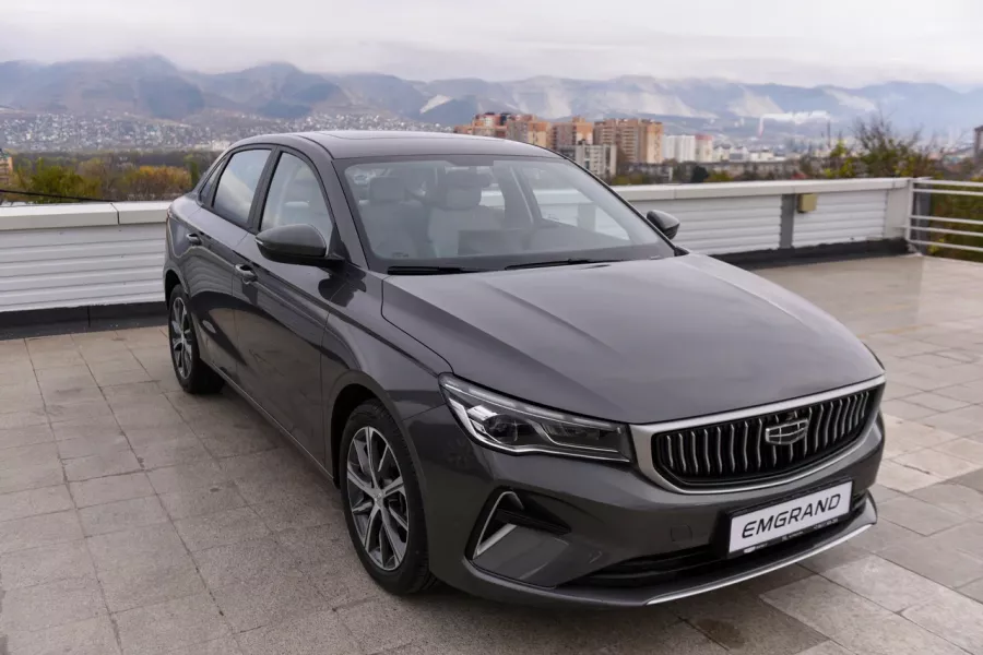 Автосалон К-Ралли - Geely в Новороссийске: СТО, Чип-тюнинг, Заправка Автокондиционера, Тонировка Стекол, Ремонт Ходовой, Ремонт АКПП, Ремонт КПП, Промывка Инжектора, Чистка форсунок, Покраска Автомобиля, Ремонт Двигателя, Замена Масла, Ремонт Автокондиционера,