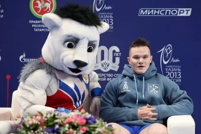 Тренер по гимнастике