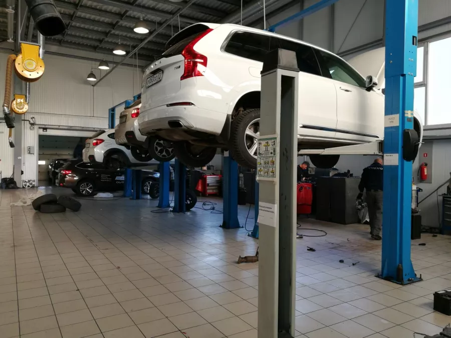 Автосалон Мотор Ленд в Белгороде: СТО, Покраска Авто, Кузовной Ремонт, Полировка Фар, Полировка , Автокредит , Шиномонтаж, Дейтелинг, Химчистка, Антигравийная Пленка, Развал-Схождение,