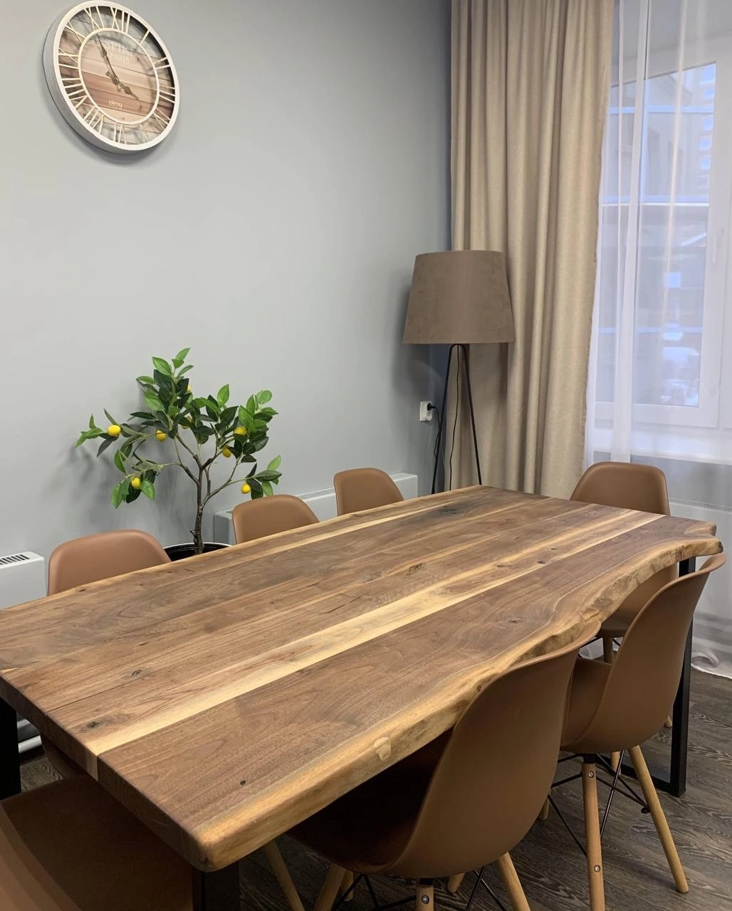 Коворкинг-студия The Mесто