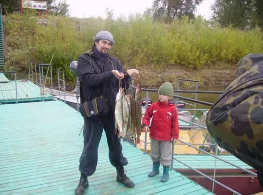 Поплавок. Рыболовный Клуб