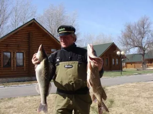 Поплавок. Рыболовный Клуб