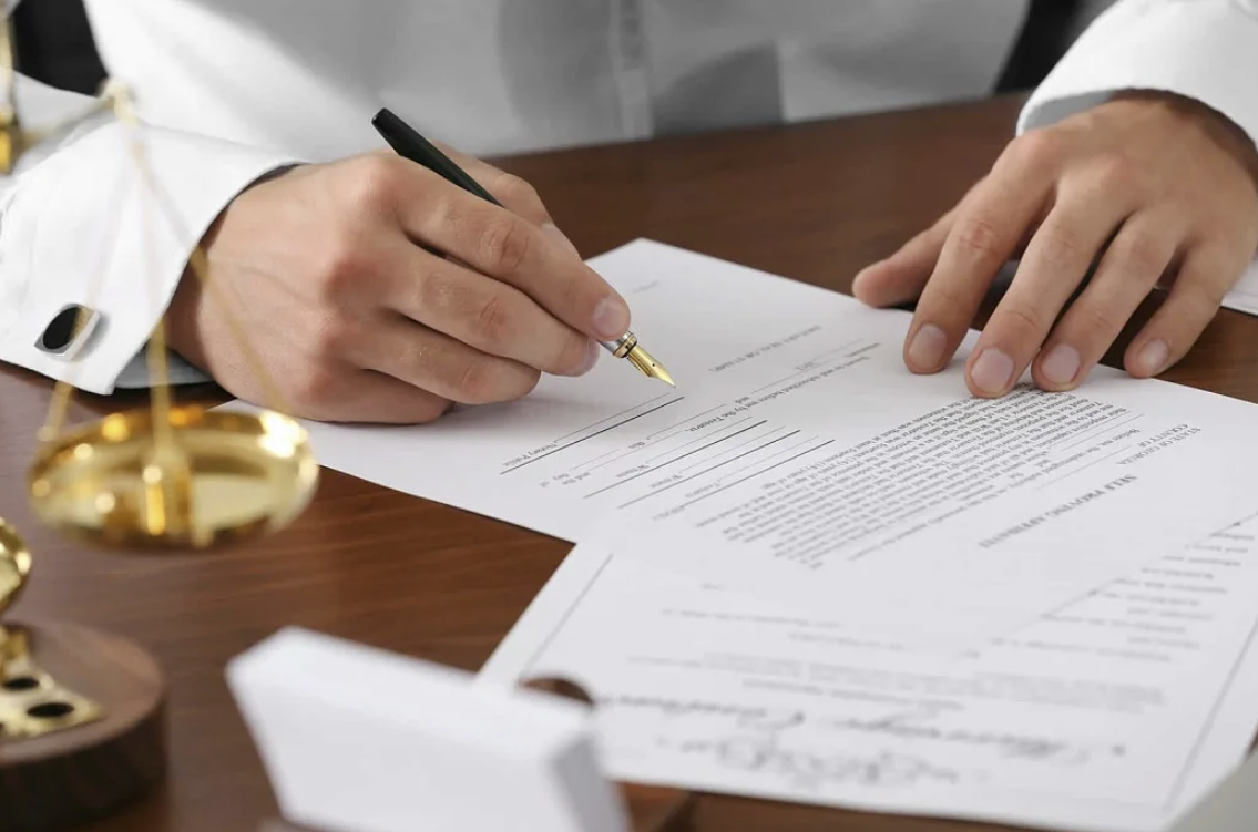 Нотариус Лагодина Е.И.