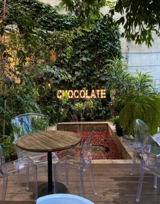 Кофейня-коворкинг Chocolate Bar Secret Garden в Санкт-Петербурге: Бизнес, Место для работы, Десерты, Где работать, Кофейня, Для работы, Кофе, Можно с ноутбуком, Салаты, 