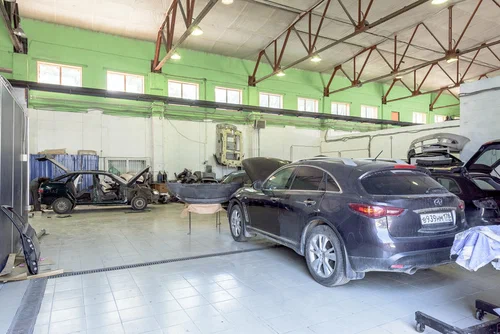 Автосервис АС Моторс в Санкт-Петербурге: СТО, Кузовной Ремонт , Ремонт Бамперов, Балансировка , Удаление Вмятин, Сварочные Работы, Чип-Тюнинг, Грузовой Сервис, Шиномонтаж, Развал-Схождение, Мойка Автомобиля, Заправка Автокондиционера, Ремонт Автокондиционера, Ремонт АКПП, Ремонт Двигателя, Замена Масла, Покраска Автомобиля, Чистка Форсунок, Ремонт КПП, Ремонт Фар, Заказ Запчастей , Замена ГРМ,