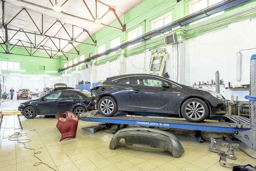 Автосервис АС Моторс в Санкт-Петербурге: СТО, Кузовной Ремонт , Ремонт Бамперов, Балансировка , Удаление Вмятин, Сварочные Работы, Чип-Тюнинг, Грузовой Сервис, Шиномонтаж, Развал-Схождение, Мойка Автомобиля, Заправка Автокондиционера, Ремонт Автокондиционера, Ремонт АКПП, Ремонт Двигателя, Замена Масла, Покраска Автомобиля, Чистка Форсунок, Ремонт КПП, Ремонт Фар, Заказ Запчастей , Замена ГРМ,