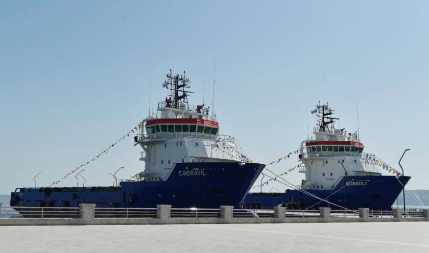 Азербайджанское Каспийское Морское Пароходство в Баку: Портовые Услуги, Судоремонт, Оффшорные Услуги, Транспортный Флот, Отгрузки, Специализированный Флот,