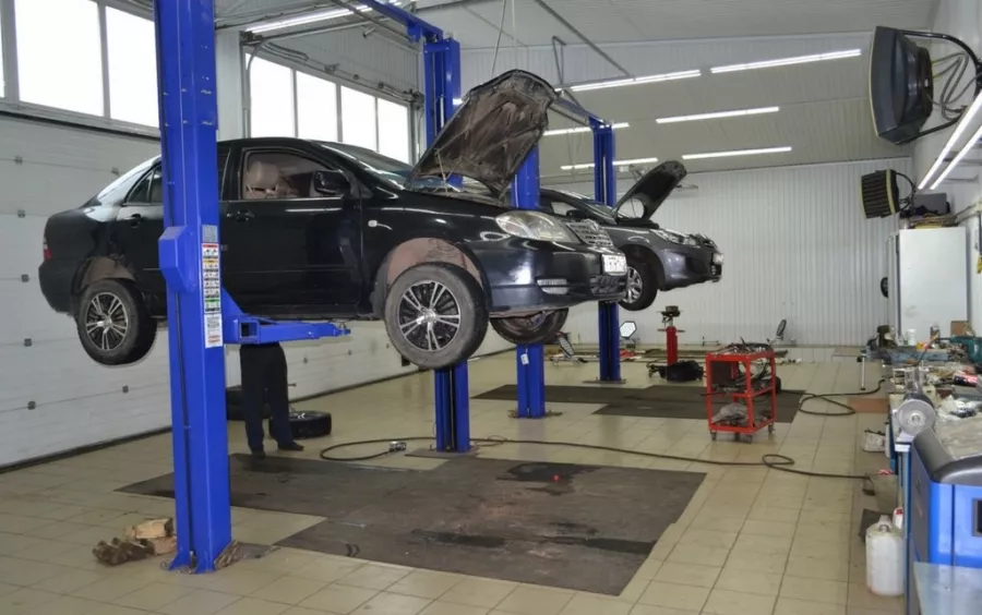Автотранспортная компания Pit Stop в Братске: СТО, Ремонт Авто, ТО Автомобиля, Ремонт Двигателя, Ремонт Ходовой, СТО Грузового Транспорта, Запчасти в Наличии, Заказ Запчастей, Пассажирские Перевозки, Перевозки Межгород, Гостиница в Братске, Шиномонтаж, Сход-Развал, Автомойка,