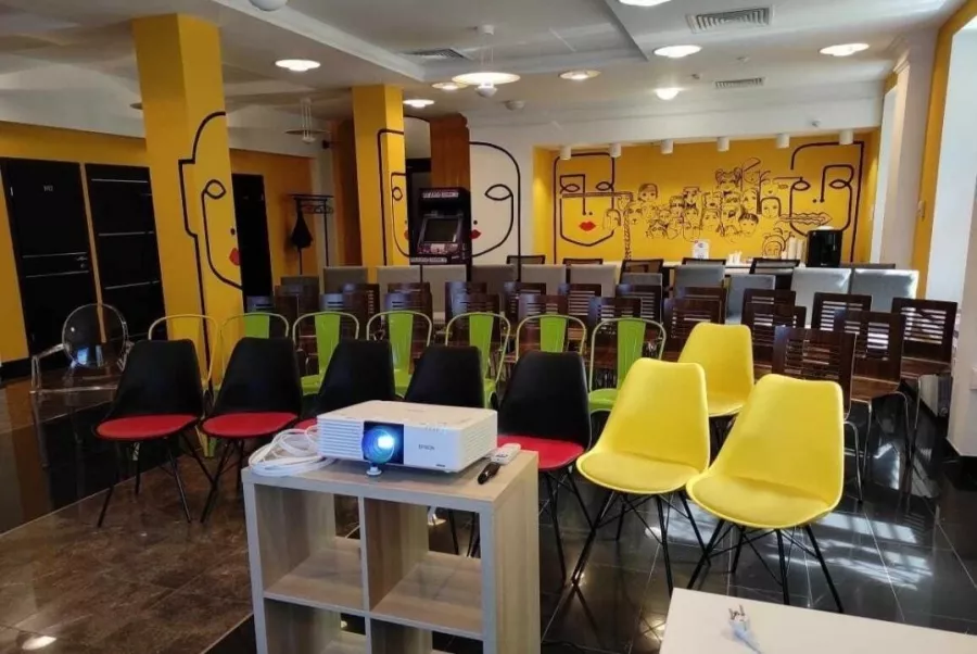 Коворкинг - центр Growup в Санкт-Петербурге: Коворкинг , Бизнес центр, Место для работы, Аренда офиса, Аренда кабинета, Индивидуальный офис, Аренда помещений, Где работать, Для работы, Тихое место, Деятельность,