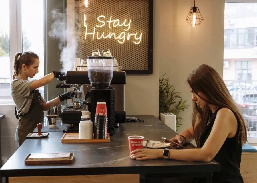 Кофейня-коворкинг Jeffrey`s coffee в Москве: Кофейня-коворкинг, Коворкинг , Можно с ноутбуком , Для работы , Кофе, Кафе, Десерты, Где работать, Рабочее место , Завтрак, Кофе с собой ,