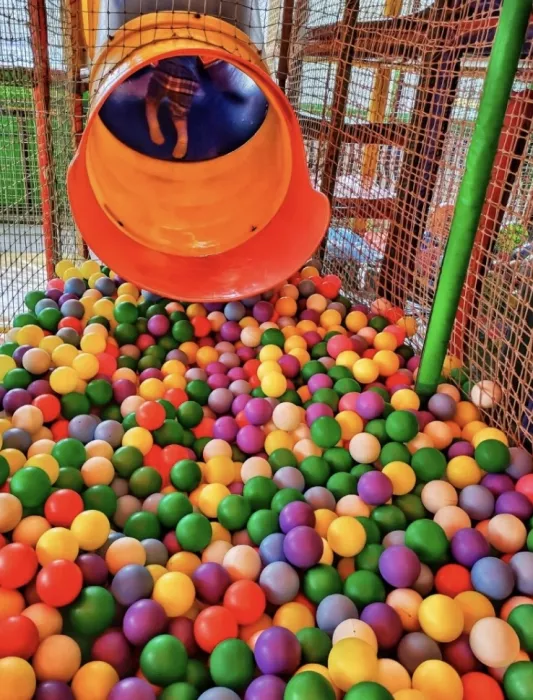 Парк развлечений Волшебный мир  в  Уфе