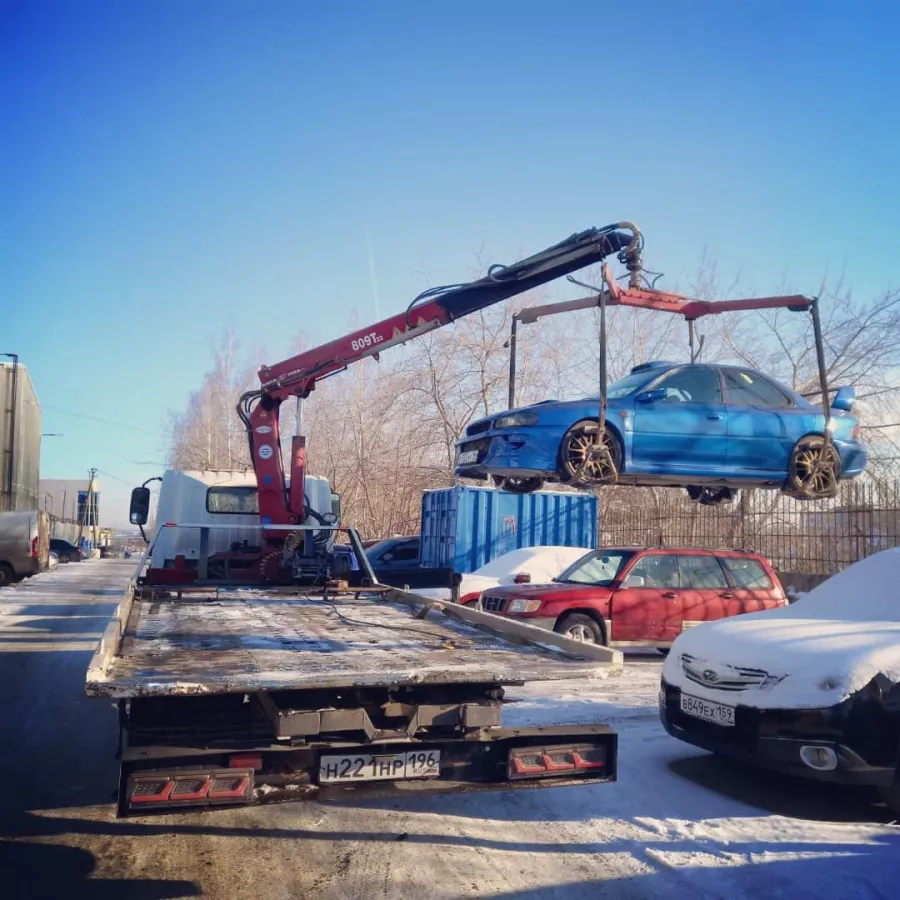 Uralhelpcar - Эвакуатор в Екатеринбурге в Екатеринбурге: Авто, Эвакуатор,