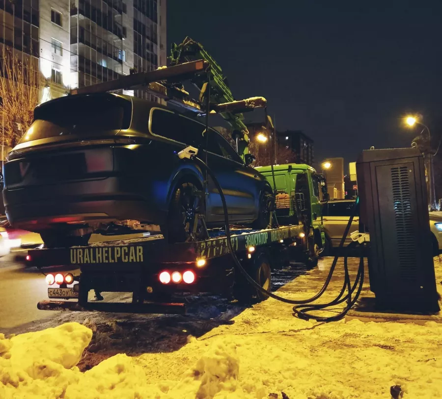 Uralhelpcar - Эвакуатор в Екатеринбурге в Екатеринбурге: Эвакуатор, Эвакуатор с Манипулятором, Эвакуатор Круглосуточно, Эвакуатор Екб, Эвакуатор Мото, Эвакуатор Грузовой, Эвакуатор Легковой, Перевозка Лодок,